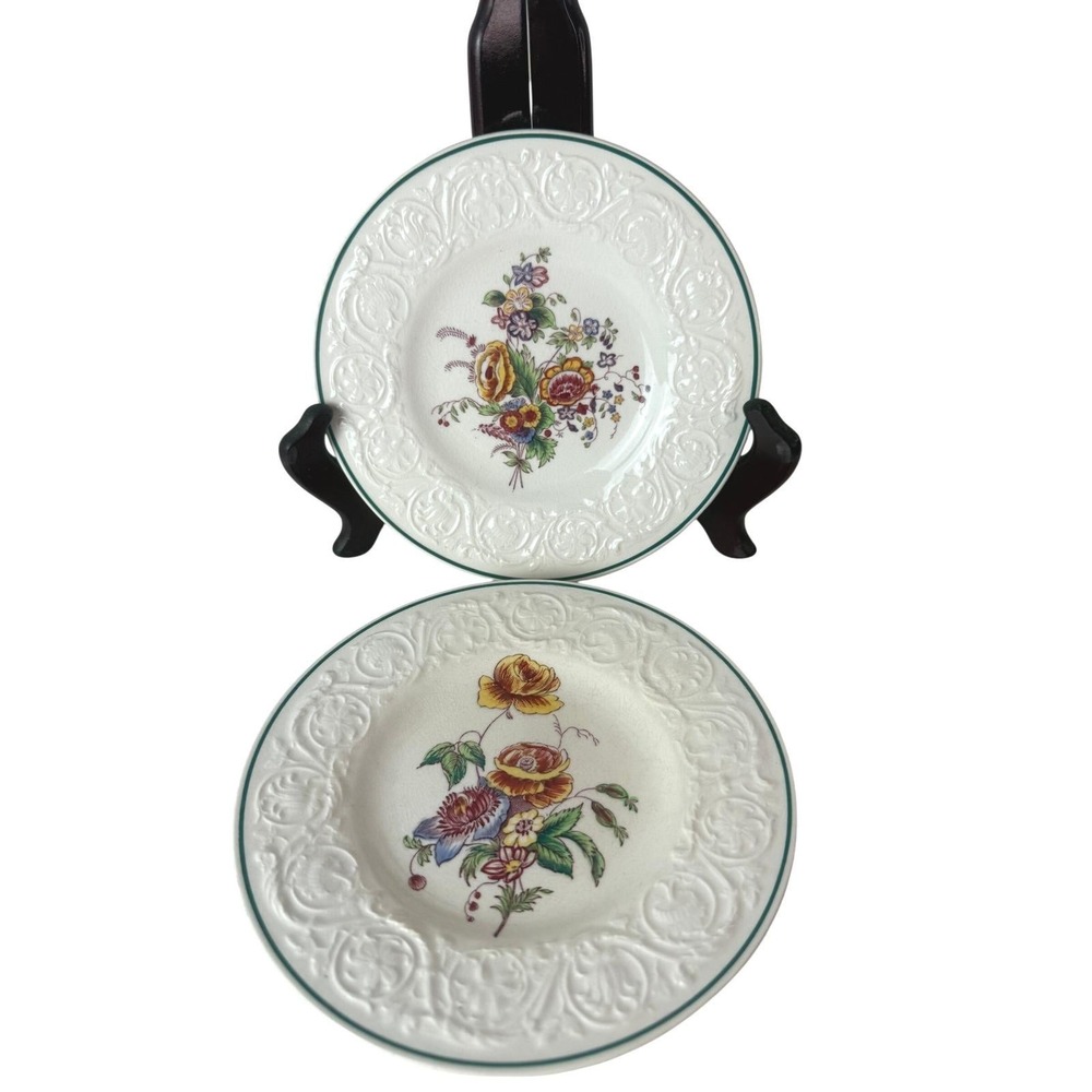 Wedgwood Patrician Bognor Etruria Salad Plates 2 Floral Embossed England 6.5"